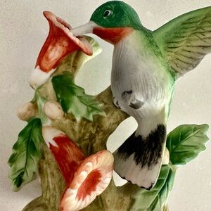 Vintage Lefton Hummingbird KW465 Figurine